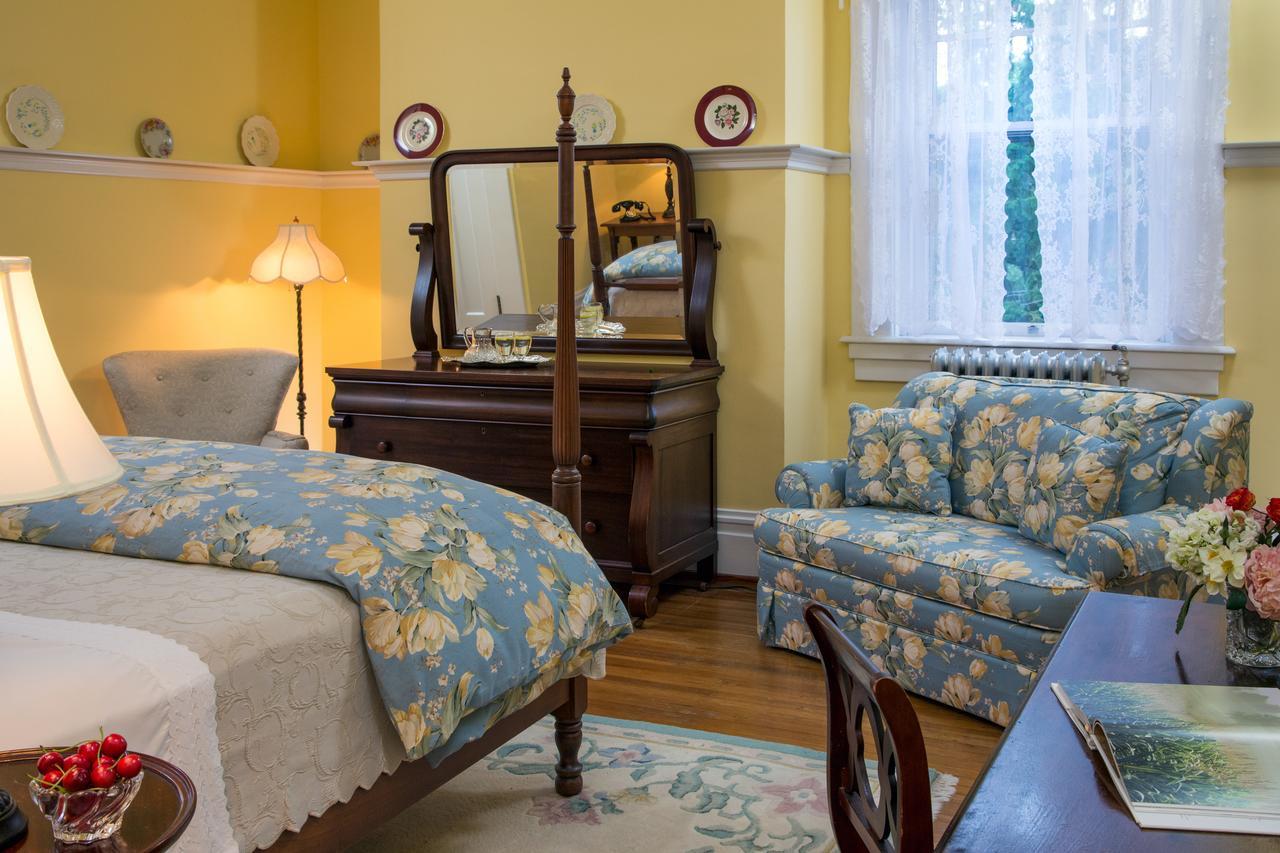 Mercersburg Inn Buitenkant foto